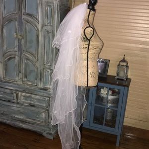 New 4 Tier ankle length ivory veil
